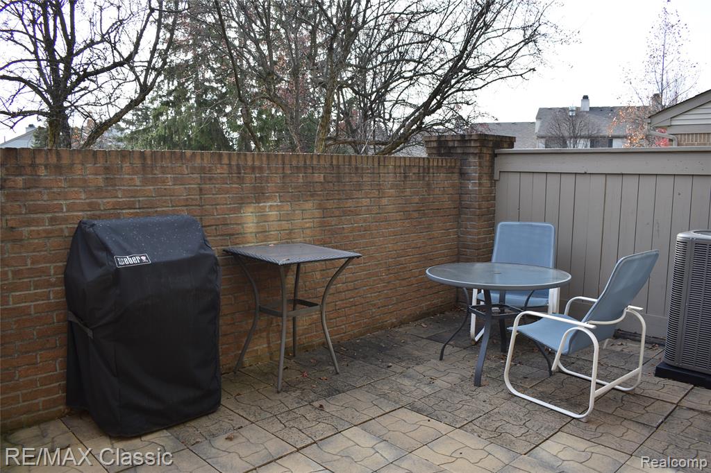 29424 Regents Pointe, 62, Farmington Hills, MI 48331 — Photo 40