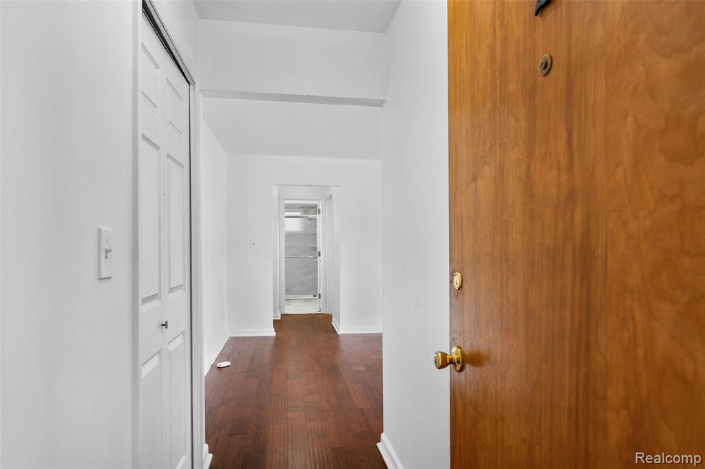 4830 BRIARWOOD Avenue, D2, Royal Oak, MI 48073 — Photo 6