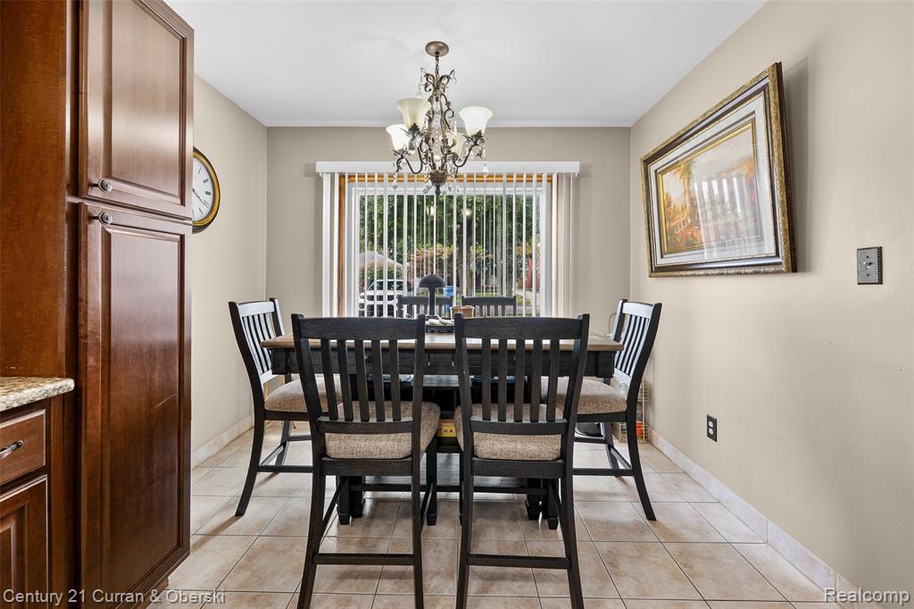 5741 Hubbell Street, Dearborn Heights, MI 48127 — Photo 12