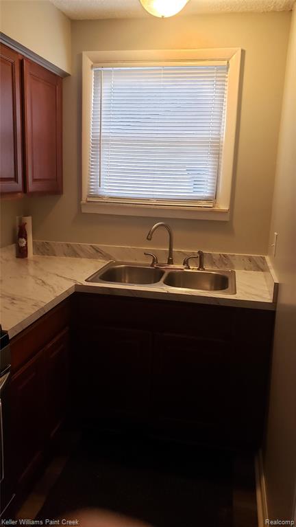 138 W Strathmore Avenue, Pontiac, MI 48340 — Photo 10