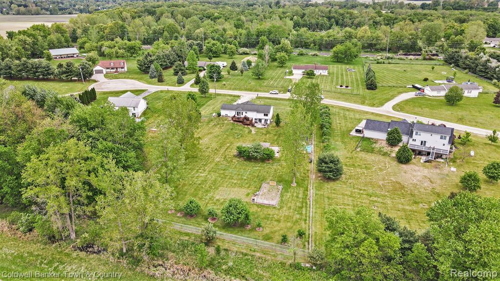 6643 FARM Lane, Fowlerville, MI 48836 — Photo 27
