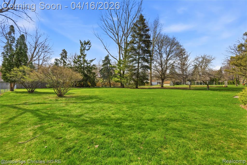 18231 Stamford Street, Livonia, MI, 48152