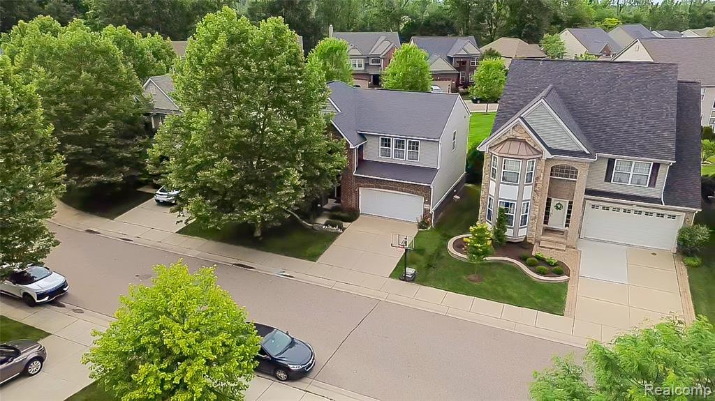51224 Luke Lane, Novi, MI — Photo 53