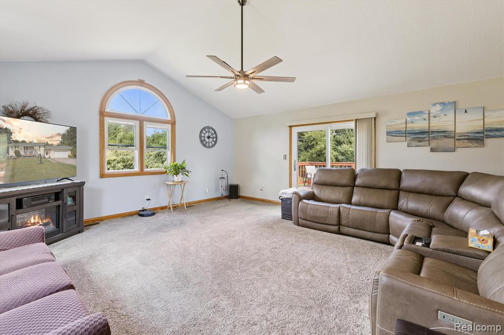 8260 Birch Run Road, Millington, MI 48746 — Photo 5
