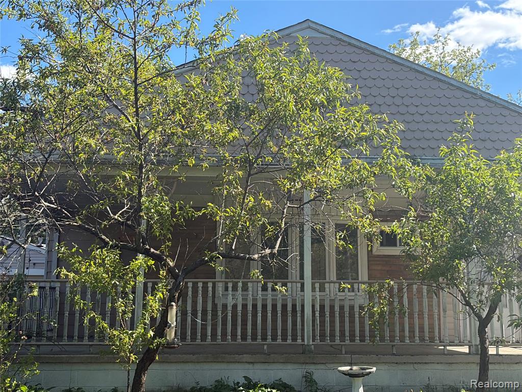 7004 Orchard Avenue, Warren, MI 48091 — Photo 12