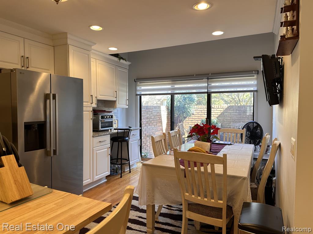 5505 Walnut Circle W, West Bloomfield, MI — Photo 10