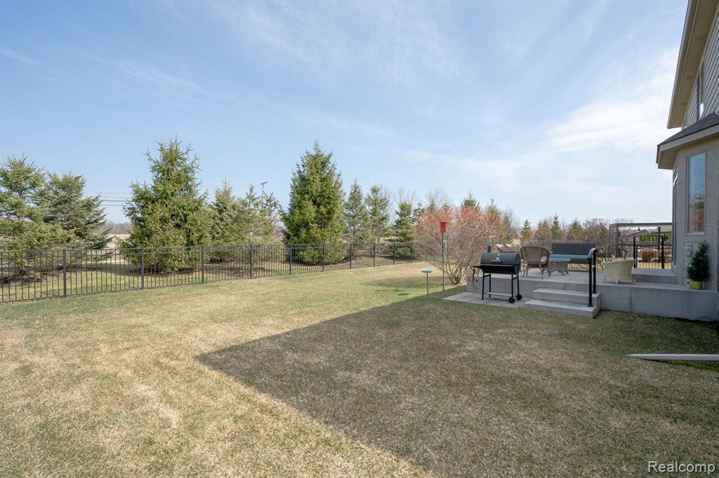 17121 Chianti Court, Macomb, MI 48042 — Photo 47