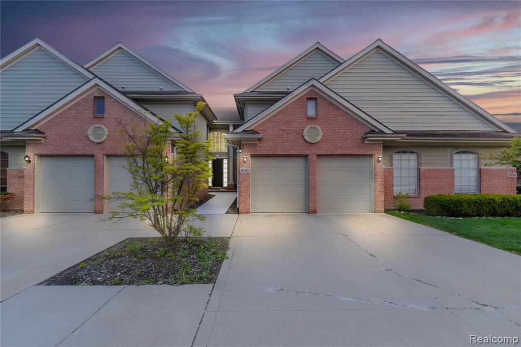 1030 Lorenzo Court, Troy, MI 48085