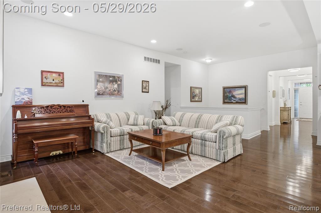 48968 Garden Lane, Canton, MI 48188 — Photo 14