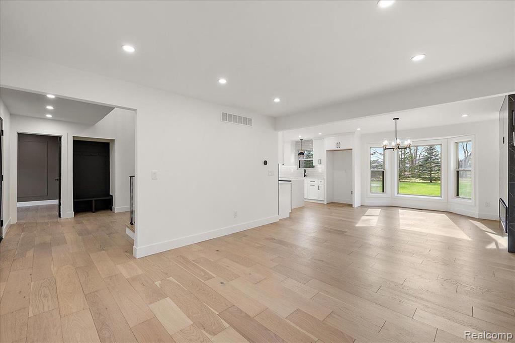 61561 N RIDGE Trail, Washington, MI — Photo 20