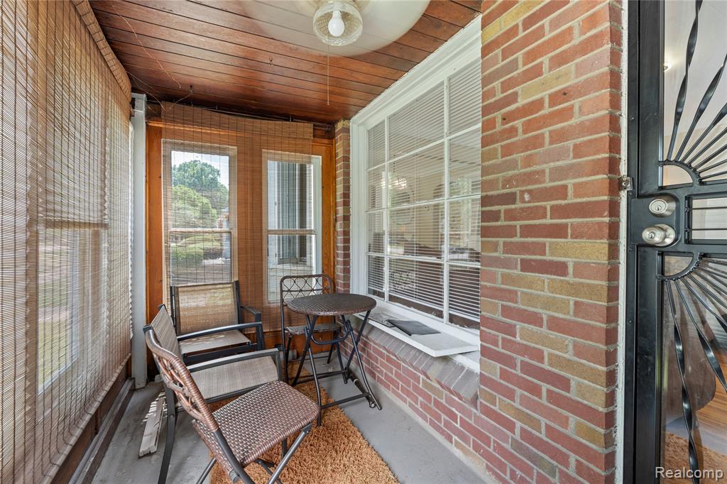 9615 W Parkway Street, Redford, MI 48239 — Photo 4