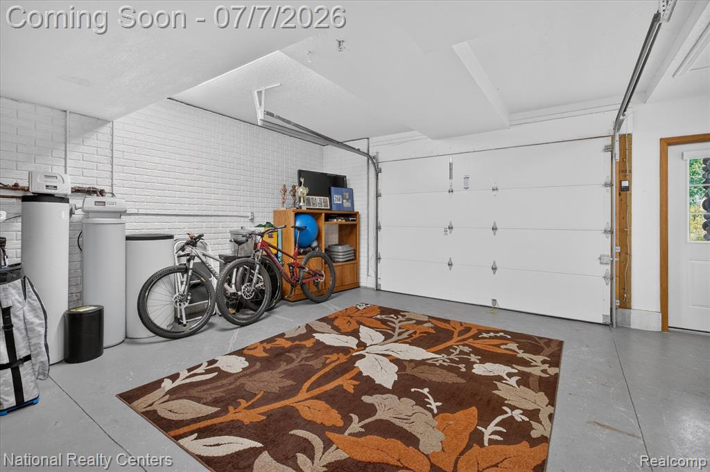 12426 Shaffer Road, Davisburg, MI 48350 — Photo 23