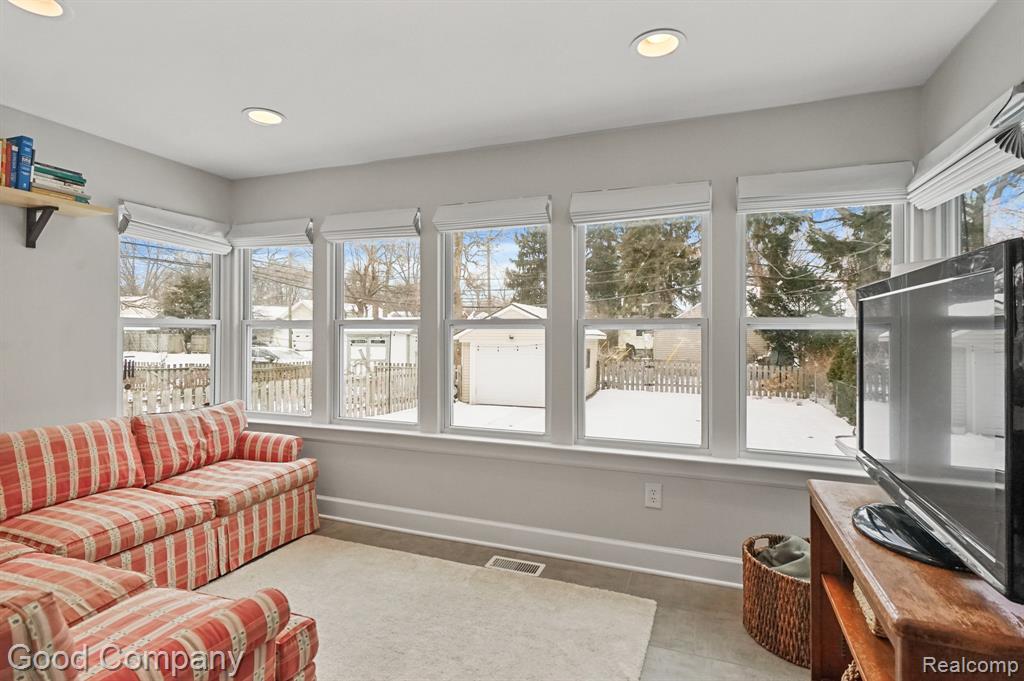 482 Pearson Street, Ferndale, MI 48220 — Photo 18