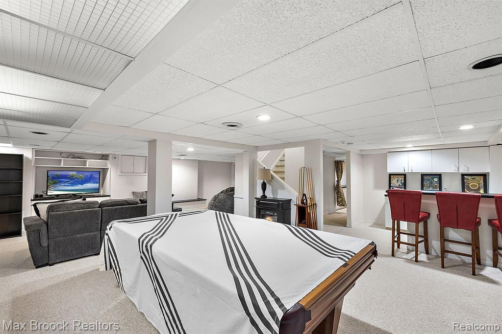 4222 Barn Meadow Lane, West Bloomfield, MI 48323 — Photo 28