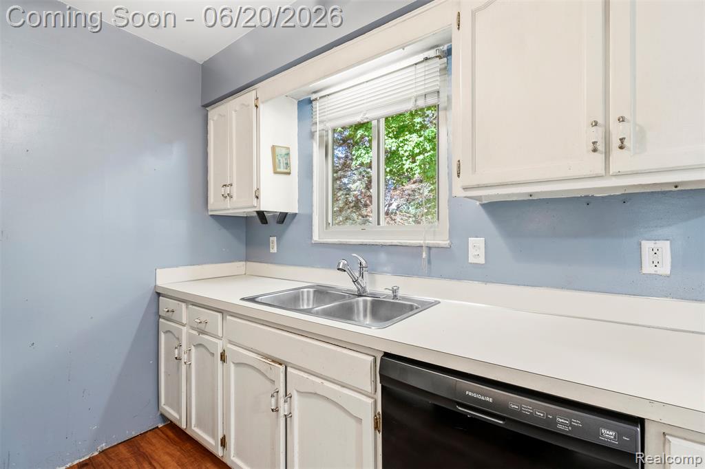 309 Windy, Flushing, MI 48433 — Photo 4