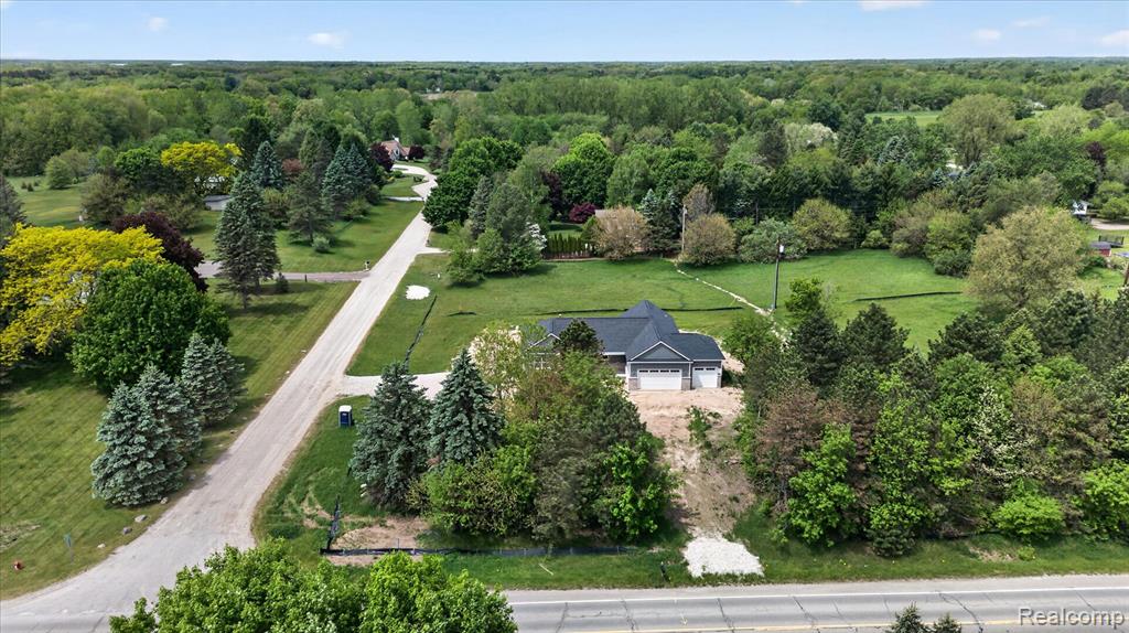 3297 Oak Grove Road, Howell, MI 48855 — Photo 28