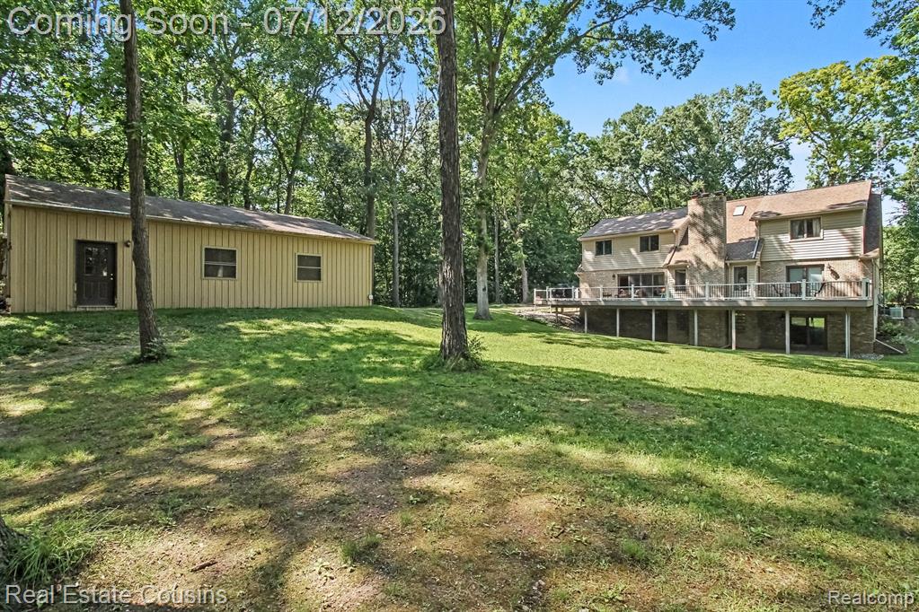 9828 Whisperwood Lane, Brighton, MI 48116 — Photo 33