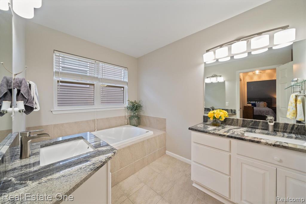 791 Milford Glen Court, Milford, MI 48381 — Photo 23