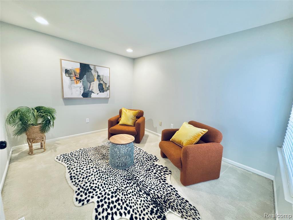 49401 N Glacier, Northville, MI 48168 — Photo 3