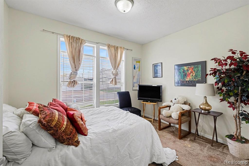 562 Williams Street, Flint, MI 48503 — Photo 5