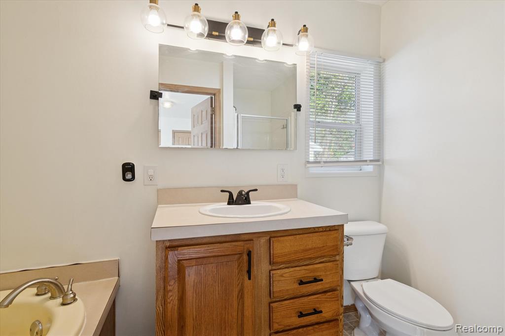 4004 Howe Road, Wayne, MI 48184 — Photo 24