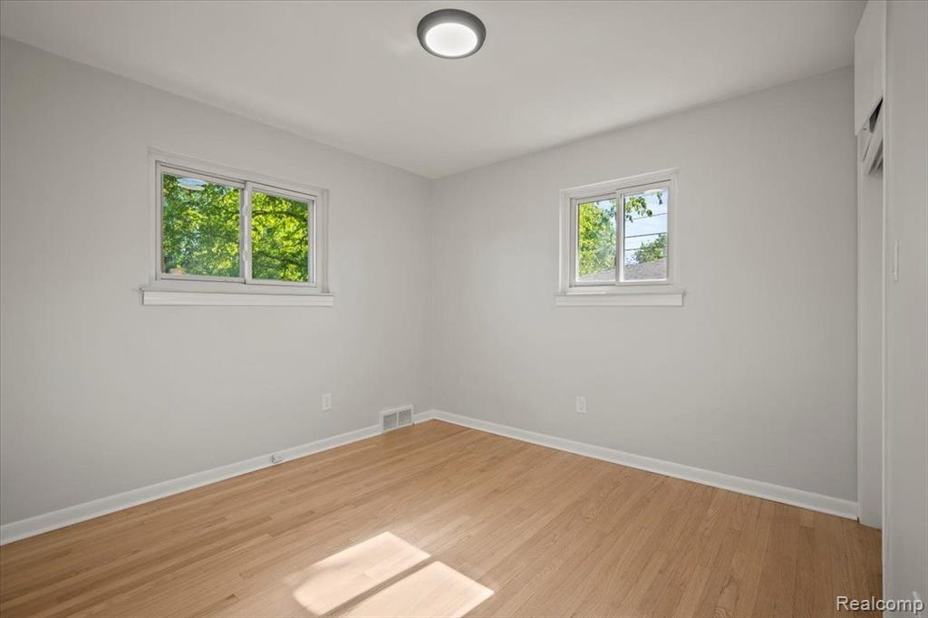 4014 GREENFIELD Road, Berkley, MI 48072 — Photo 18