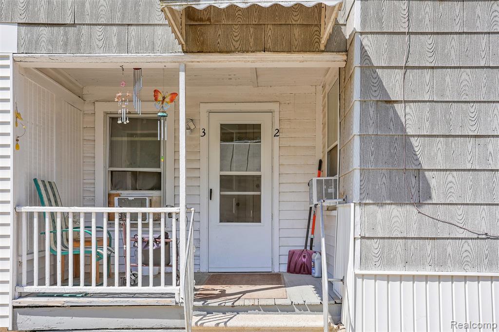 703 W 3rd Street, Monroe, MI 48161 — Photo 8
