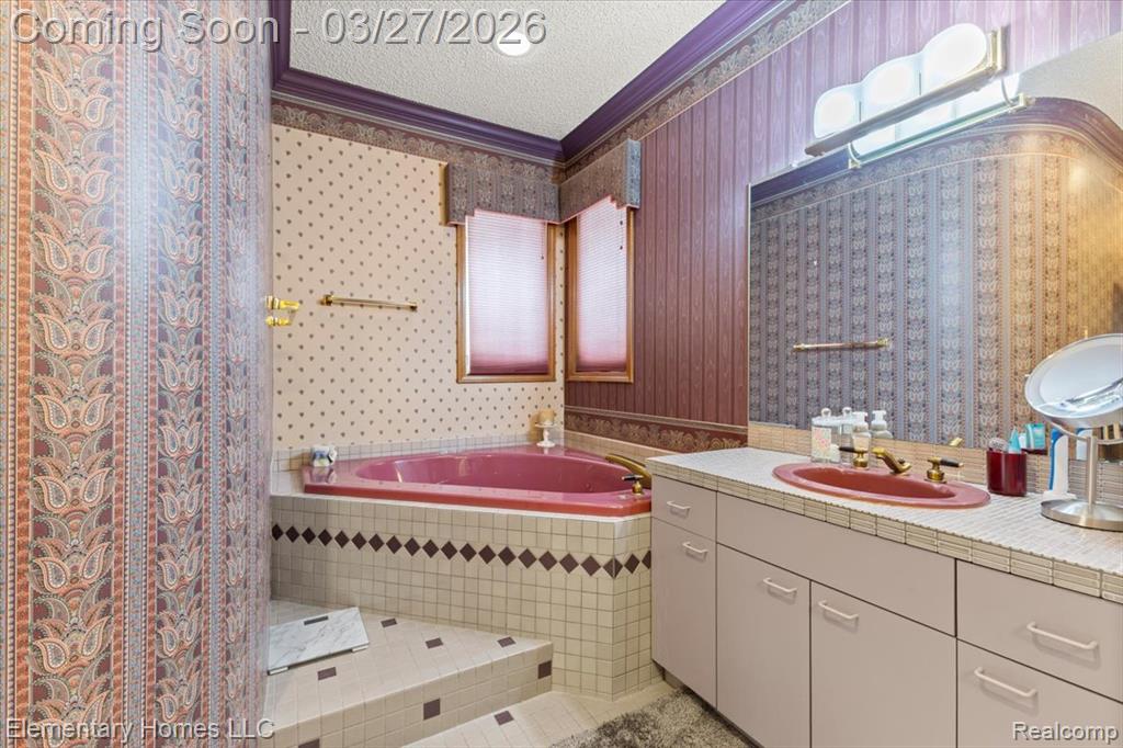 56688 Portsmouth Drive, Utica, MI, 48316