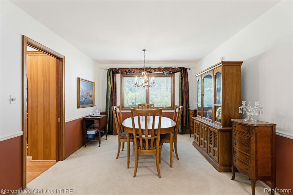 2825 Sylvan Shores Drive, Waterford, MI 48328 — Photo 6