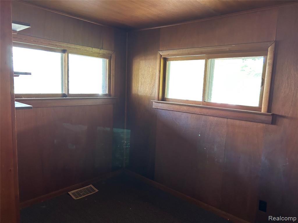 689 W Lincoln Street, Caro, MI 48723 — Photo 7