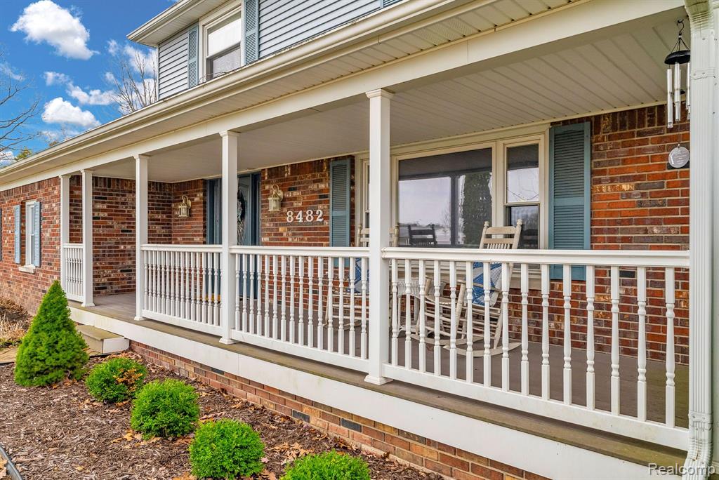 8482 BELLE BLUFF Drive, Grand Blanc, MI 48439 — Photo 6