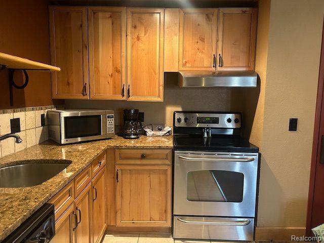 5900 WATER Road, 319, Rothbury, MI 49452 — Photo 7