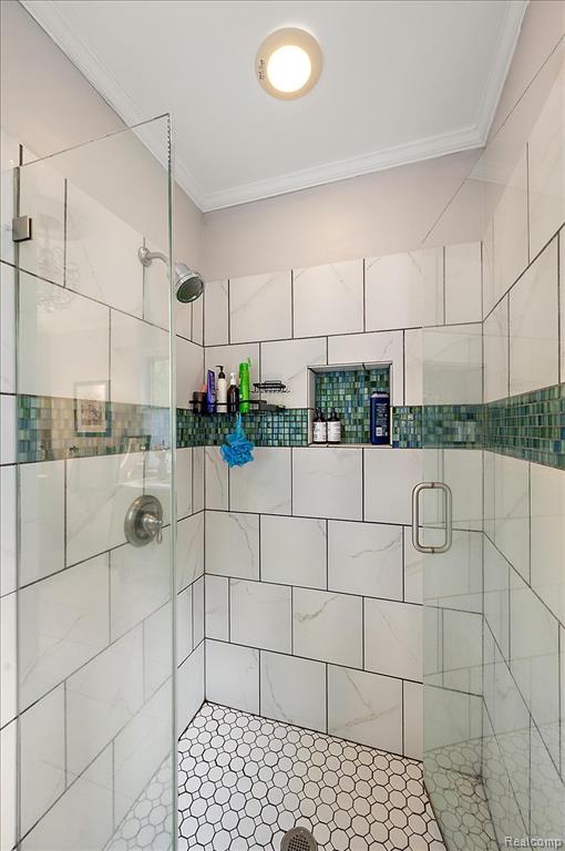 607 Salus Drive, Waterford, MI 48327 — Photo 21
