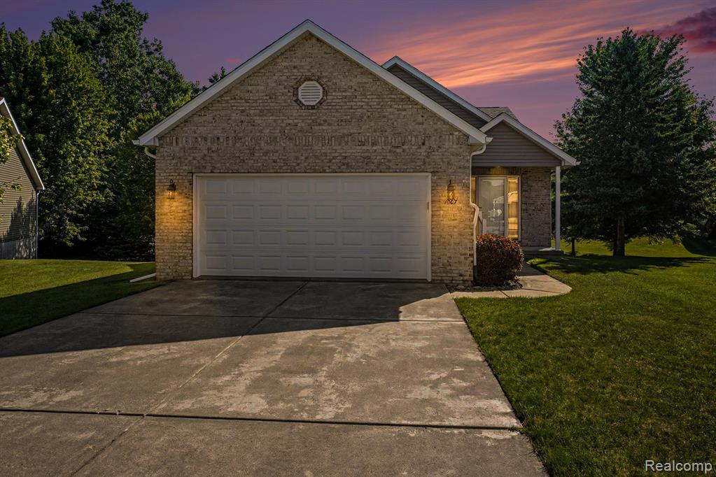 1007 Foxglove Lane, Davison, MI 48423