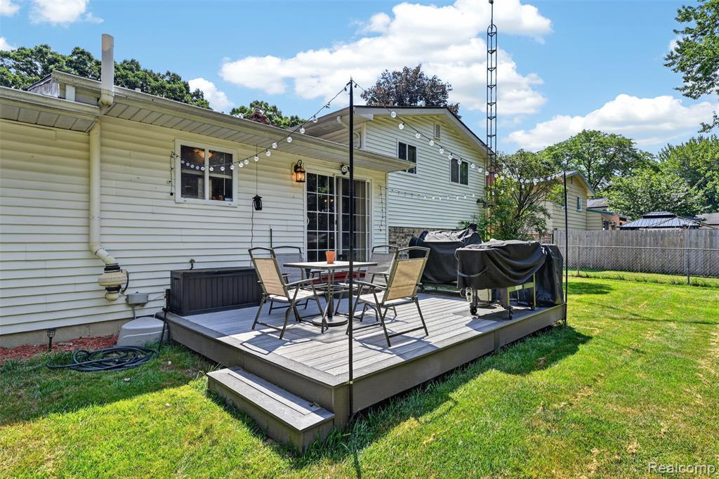 4290 Sulgrave Drive, Swartz Creek, MI 48473 — Photo 10