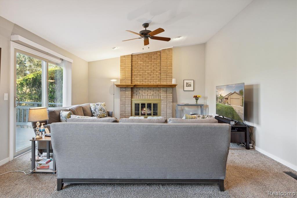 25999 PETROS Boulevard, Novi, MI — Photo 5