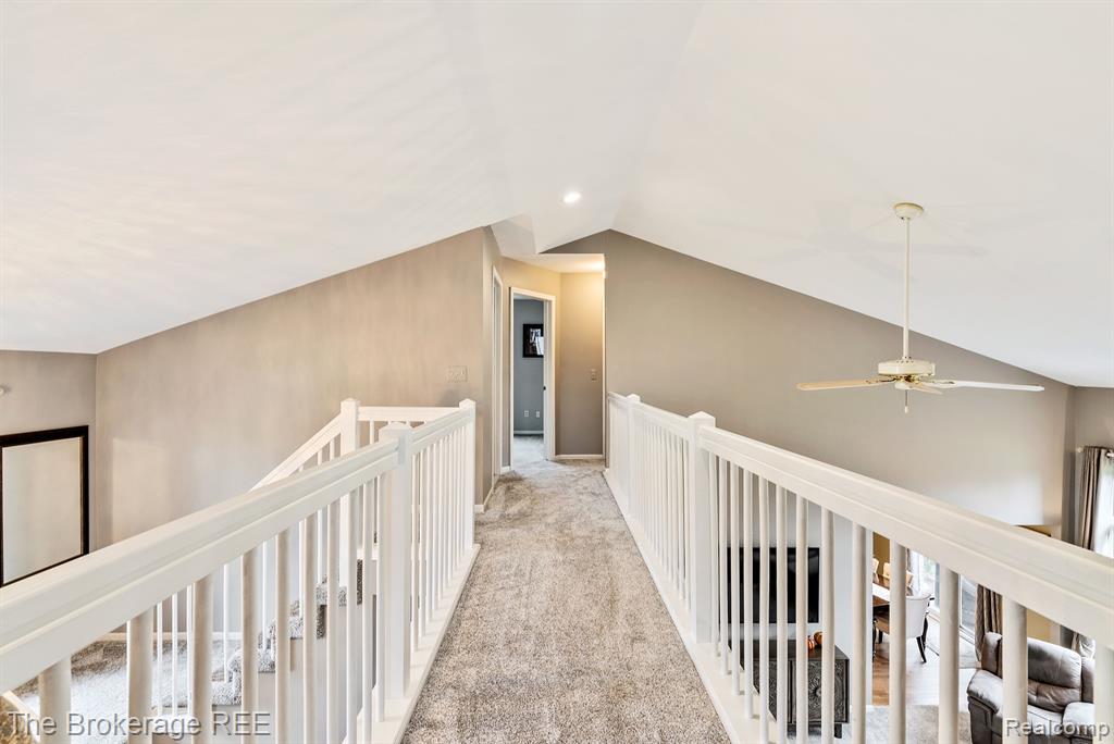 49730 WILLOWOOD Drive, Macomb, MI 48044 — Photo 25