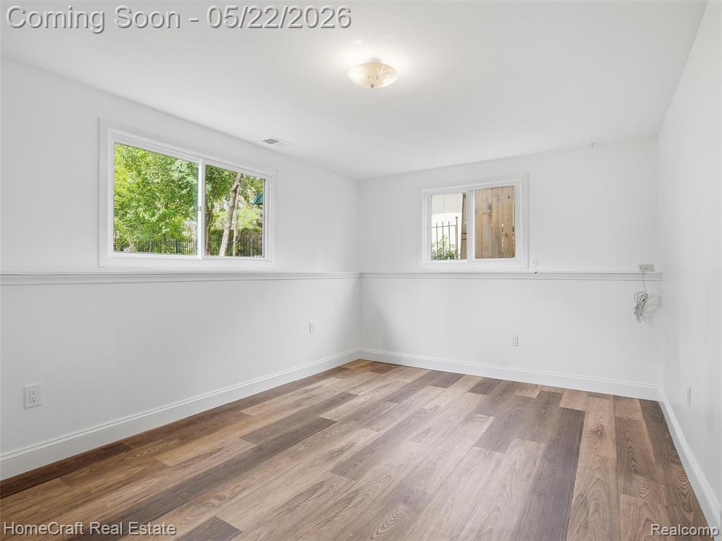 2355 MERRILL Avenue, Ypsilanti, MI 48197 — Photo 16