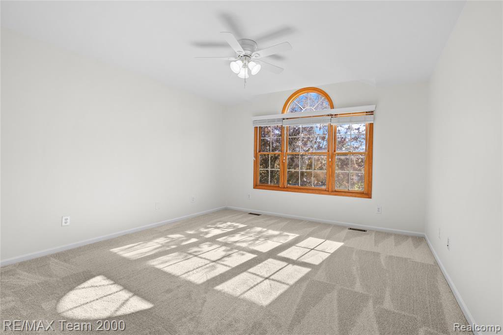 23888 Leighwood Drive, Trenton, MI 48183 — Photo 23