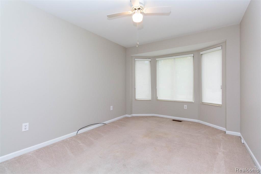 53395 Andrew Circle, New Baltimore, MI 48047 — Photo 23