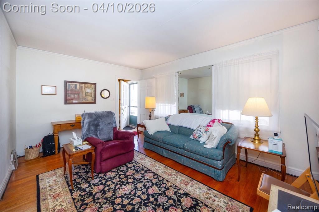 344 Oak Street, Wyandotte, MI 48192 — Photo 14