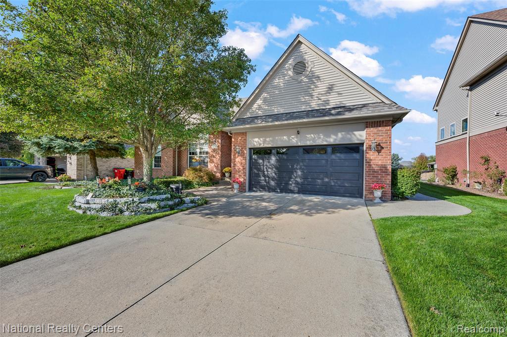 46245 Sawyer Lane, Macomb, MI 48044 — Photo 38