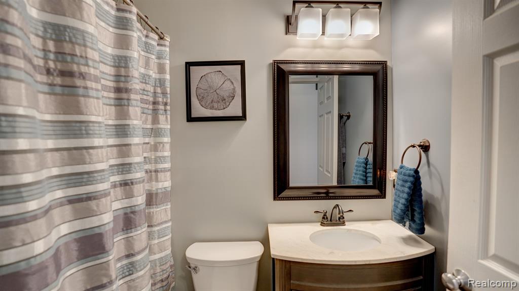 9270 OAKVIEW Drive, Swartz Creek, MI 48473 — Photo 23