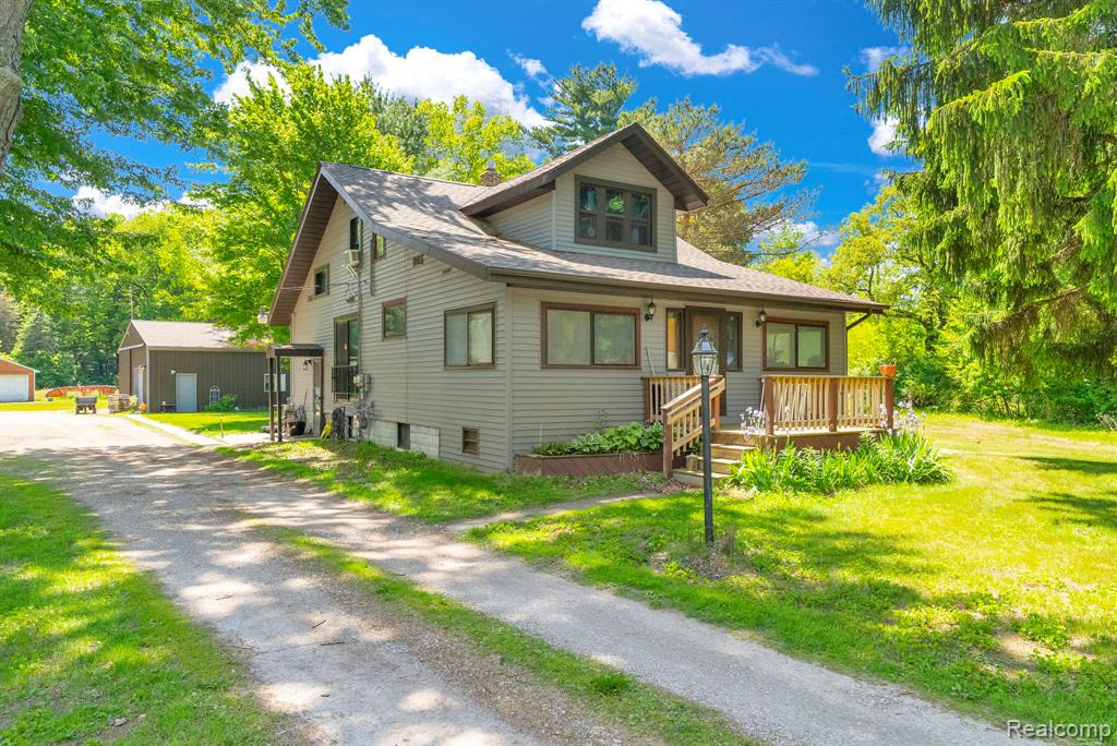 4207 Pine Grove Avenue, Fort Gratiot, MI 48059 — Photo 9