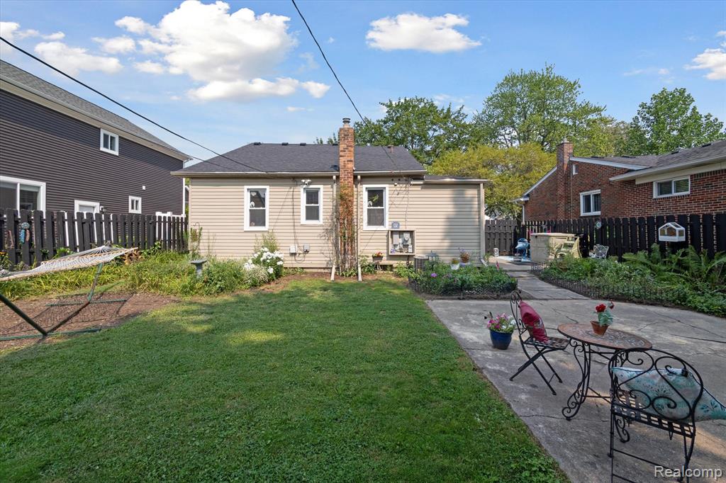 3047 Cumberland Road, Berkley, MI 48072 — Photo 30