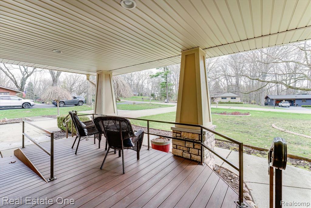 488 ORCHARDALE Drive, Rochester Hills, MI 48309 — Photo 6