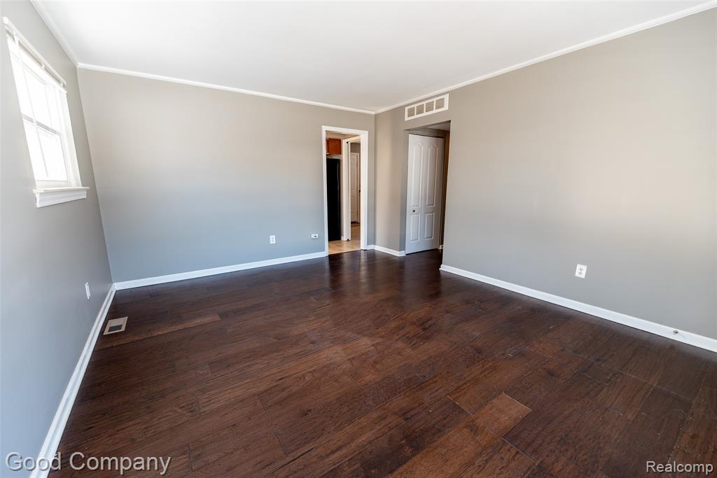 9312 Pine Street, Taylor, MI — Photo 3