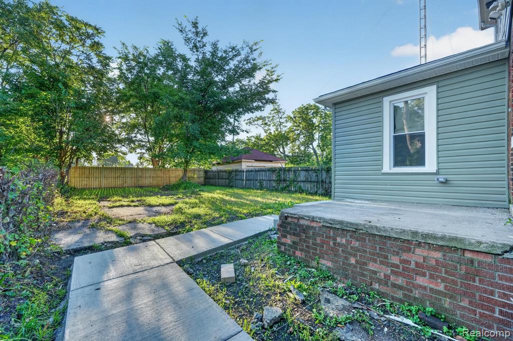 9330 Wildemere Street, Detroit, MI 48206 — Photo 46