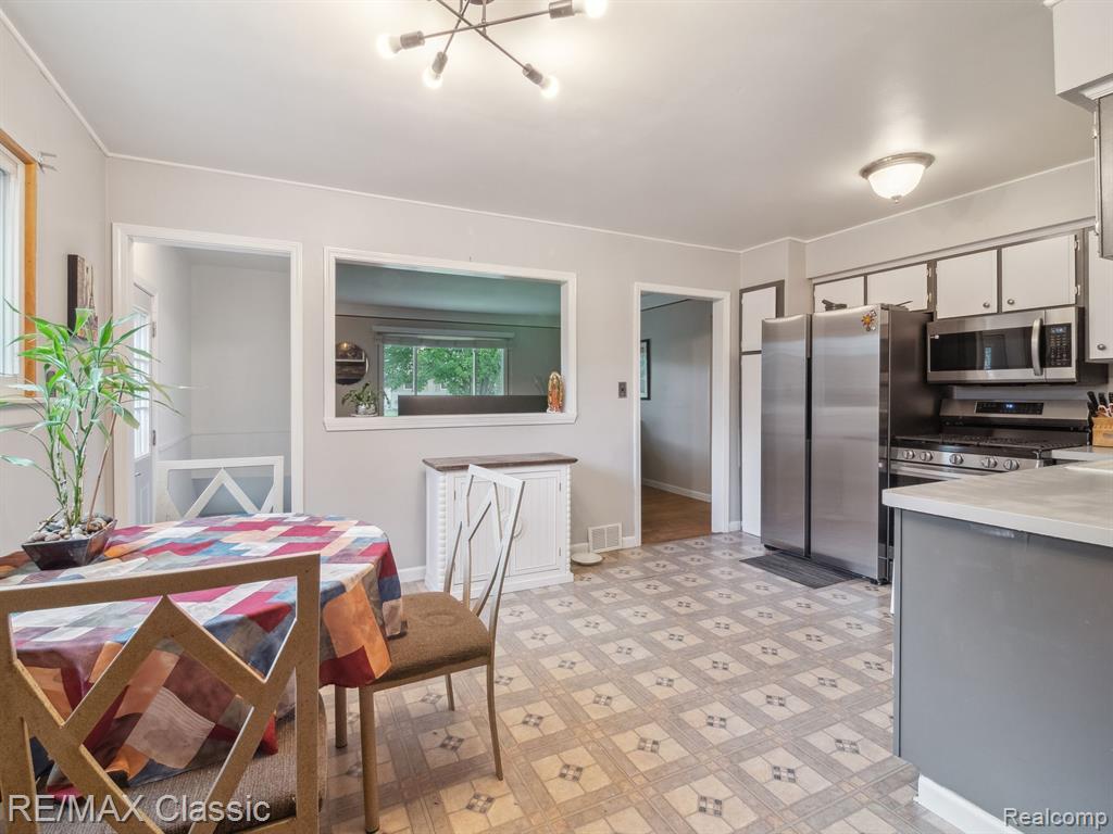 39737 BART Street, Canton, MI 48187 — Photo 10