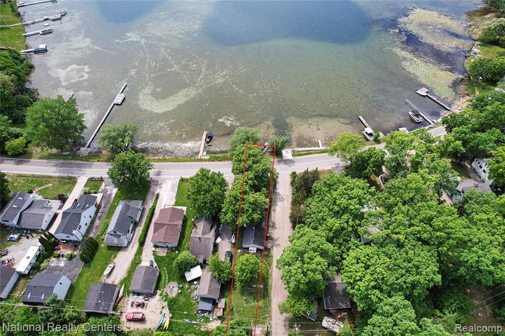 1494 Maxfield Road, Hartland, MI 48353 — Photo 3